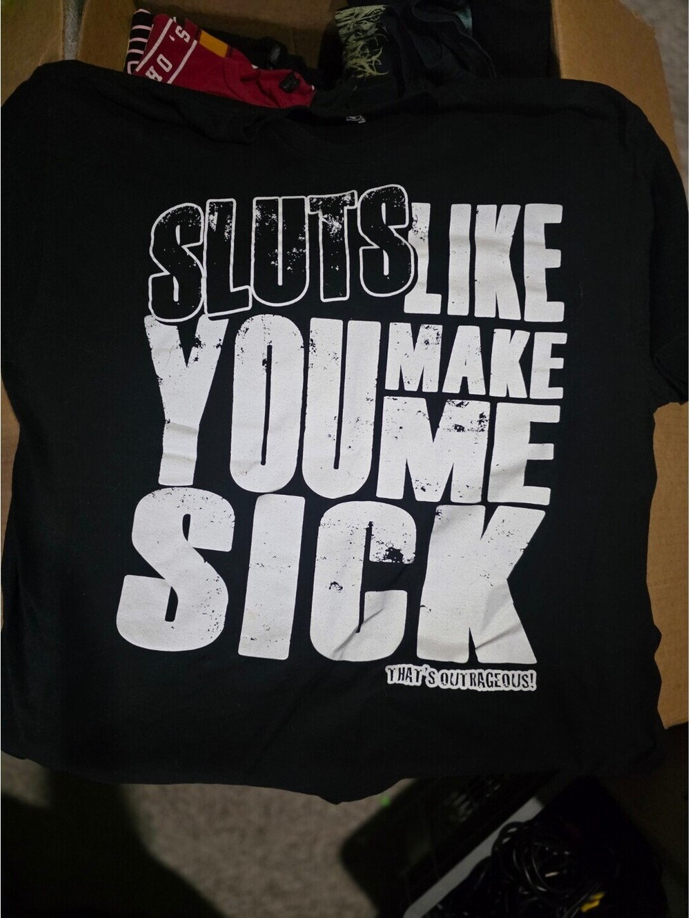 That's Outrageous shirt from Teenage Scream era XL
